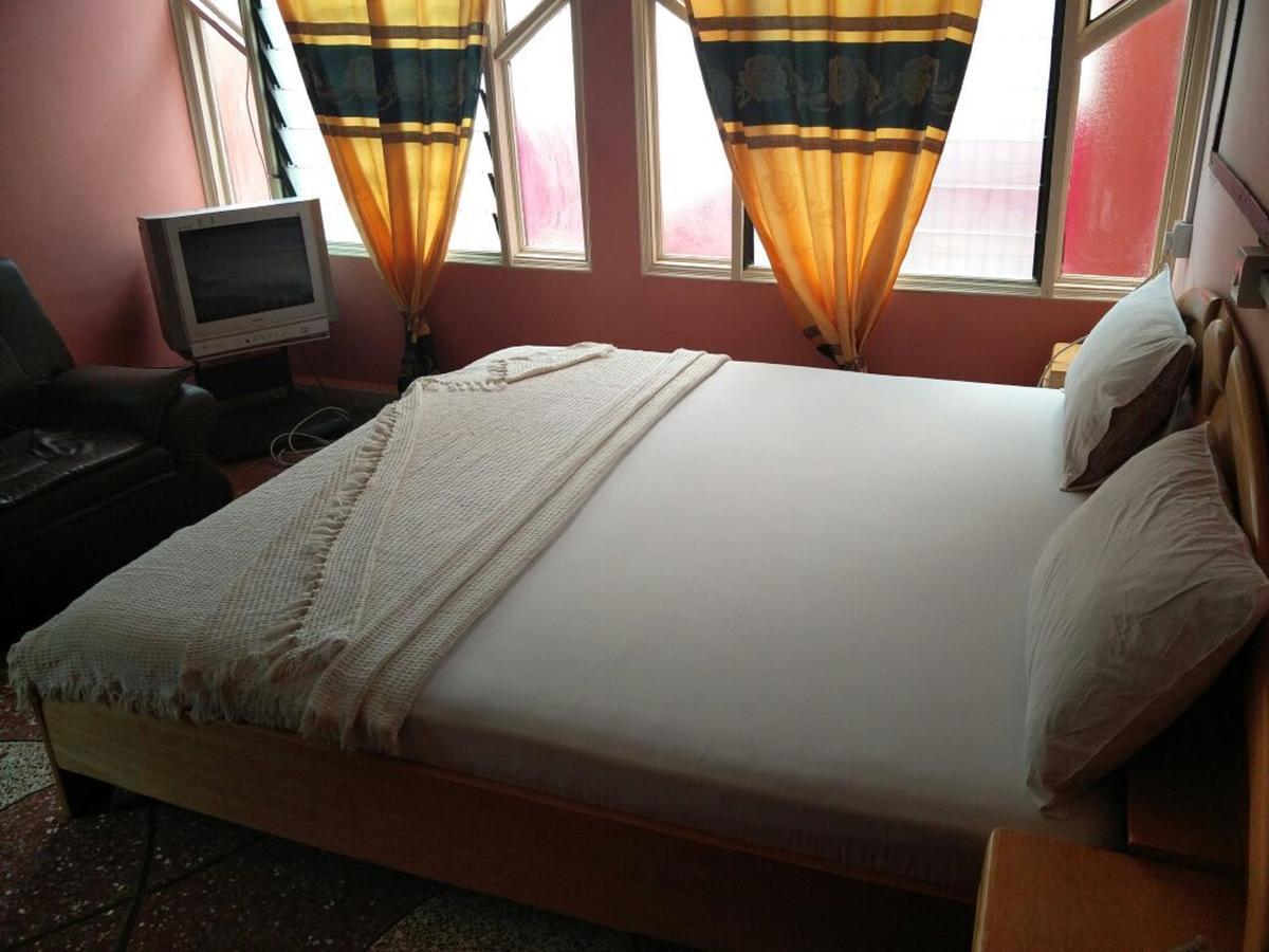 Pin Drop Hotel Anloga Екстериор снимка